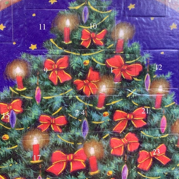 Advent Calendar Victorian Christmas Tree 13" New Made in England - Picture 2 of 11